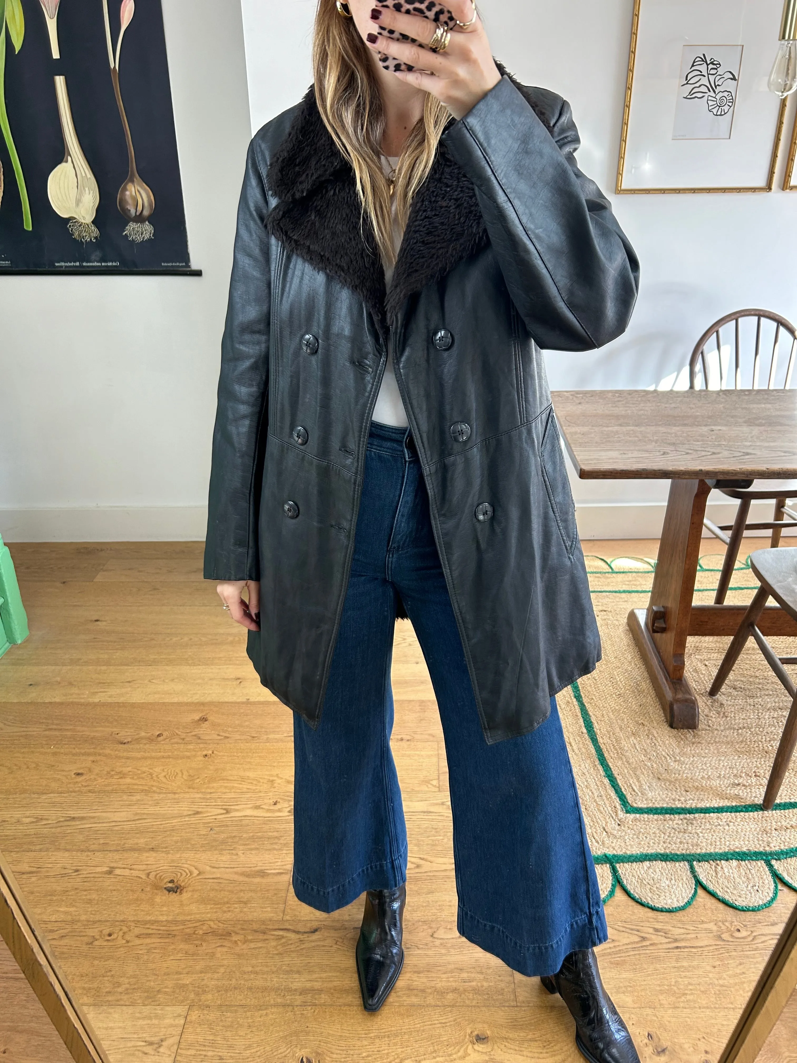 Leather Coat with Faux Fur Collar - M