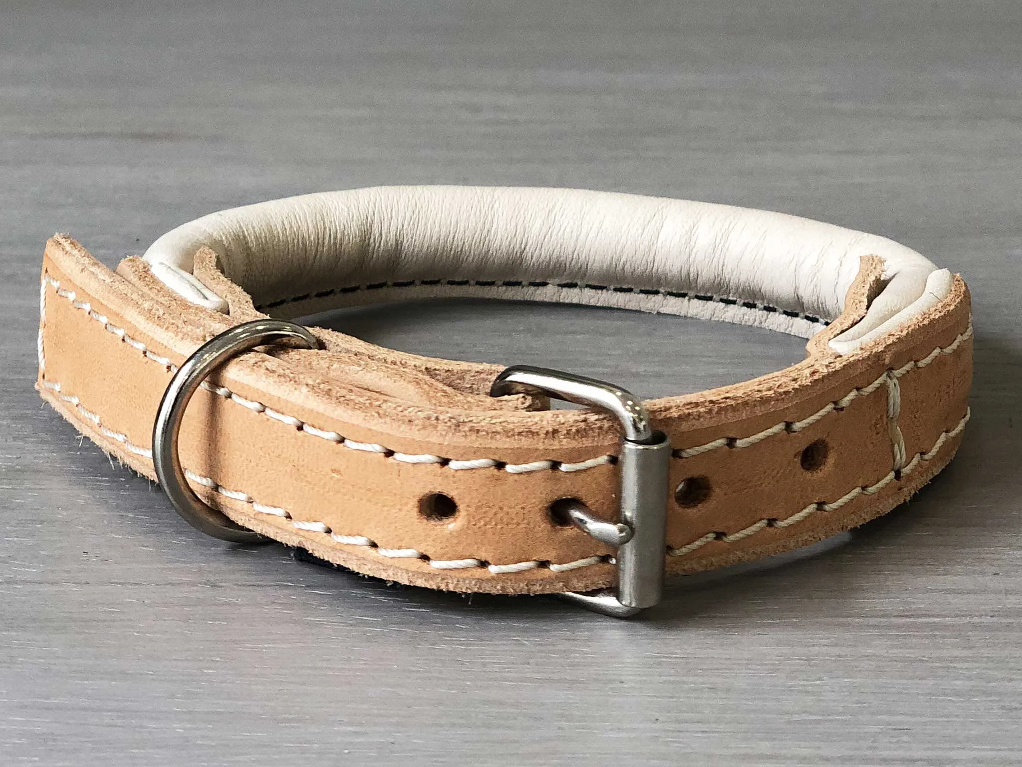 Rolled Leather Classic Dog Collar With Roller Buckle